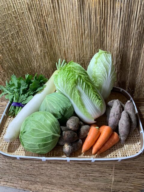 本日もお野菜販売しております😊
ストーブで焼き芋🍠作ってみました！
とても甘くて美味しかったです😊
さつまいも紅はるかぜひ食べてみて下さい！

#無人販売#農業#野菜#南丹市